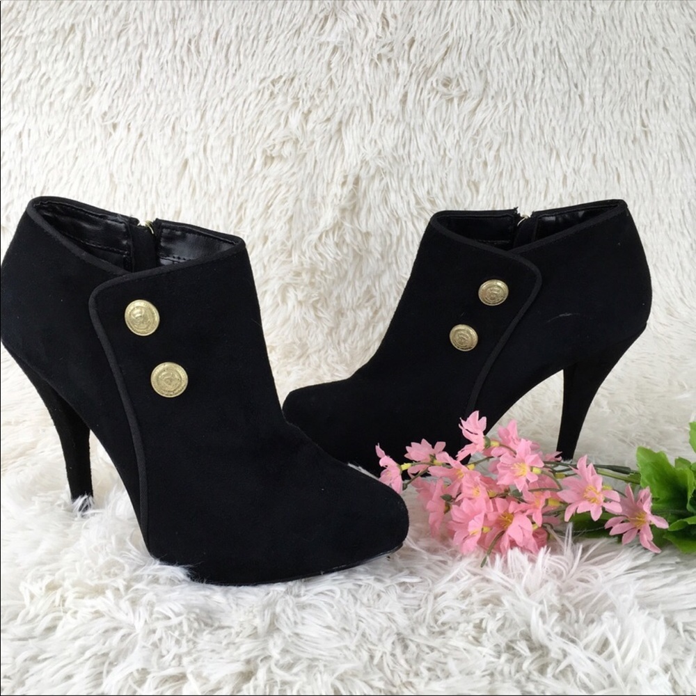 Black Suede Heel Booties!
